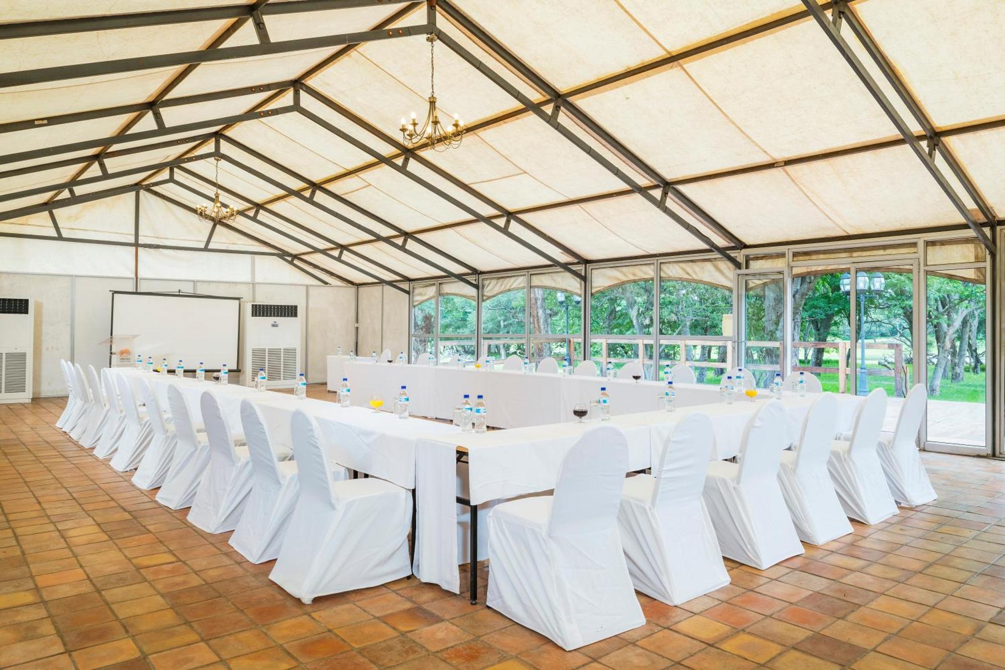 Hwange Safari Lodge Dete Dış mekan fotoğraf